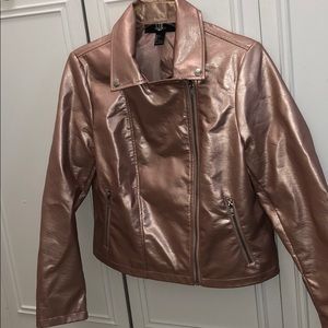 Leather jacket from forever 21, only worn 1 time.